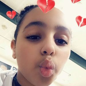 Meet your Posher, Yamilet